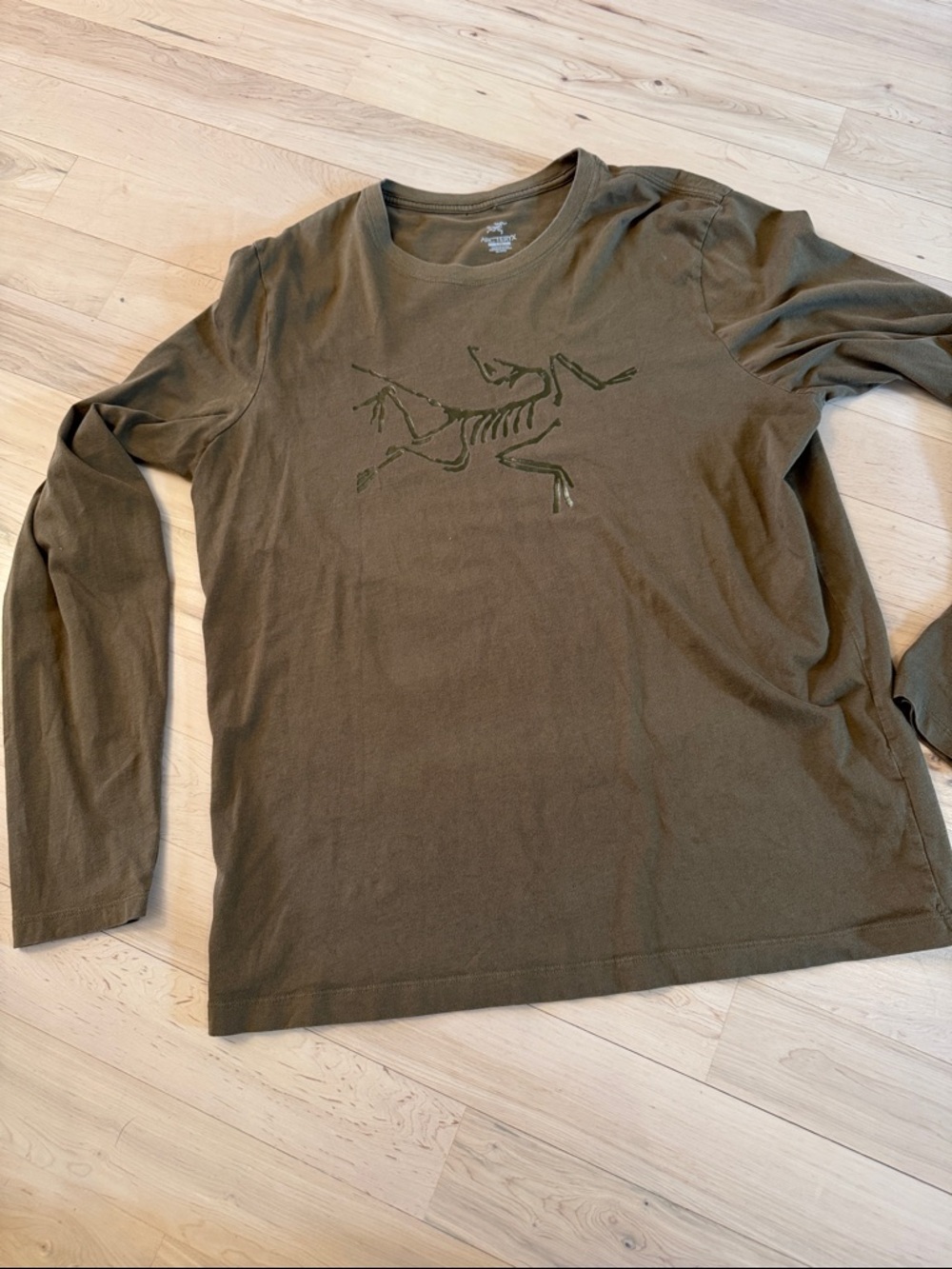 Arc'teryx Long Sleeve Big Logo T-Shirt Tee in Olive Green-Read-L